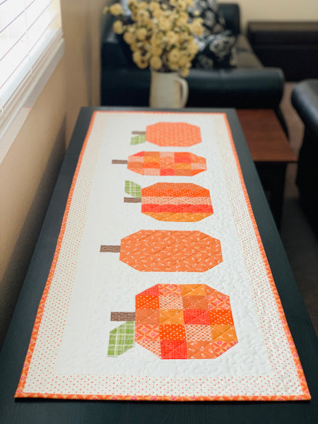 Modern Holiday Table Runners Paper Pattern
